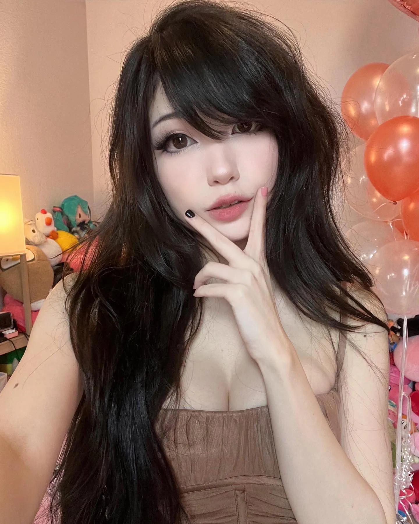 Emiru - emiru-sexy-45.webp
